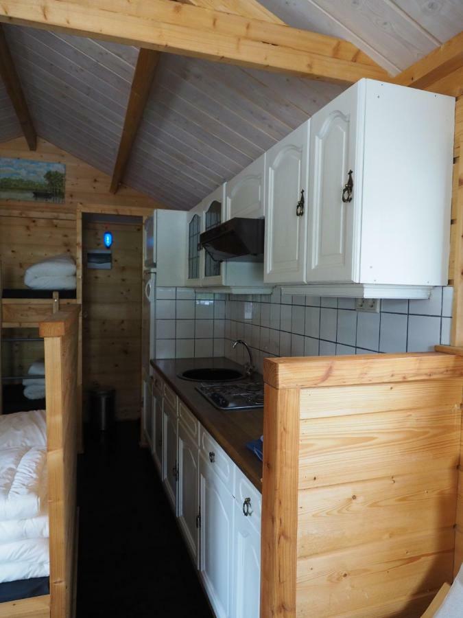 Chalet - Camping 'T Dekske Wintelre Exterior photo
