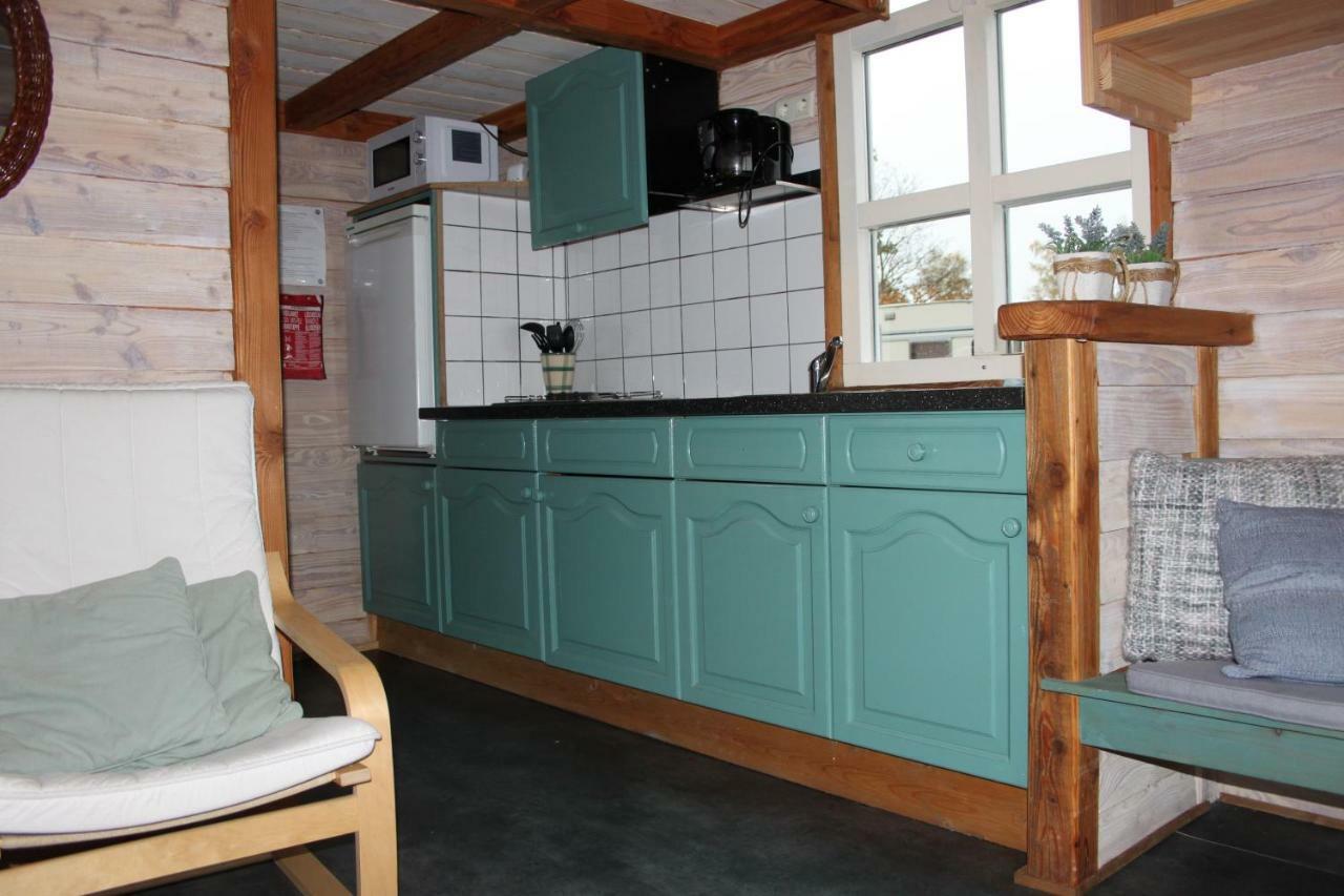 Chalet - Camping 'T Dekske Wintelre Exterior photo
